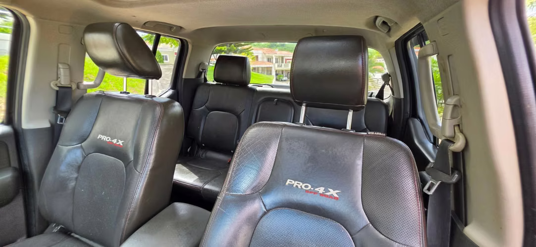 Nissan Frontier Pro-4x 2012 recién ingresado 4x4 cuero full lujo Quemacoco  - Imagen 13