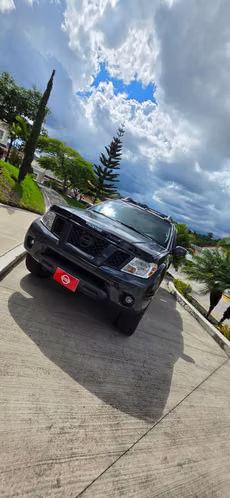 Nissan Frontier Pro-4x 2012 recién ingresado 4x4 cuero full lujo Quemacoco  - Imagen 4