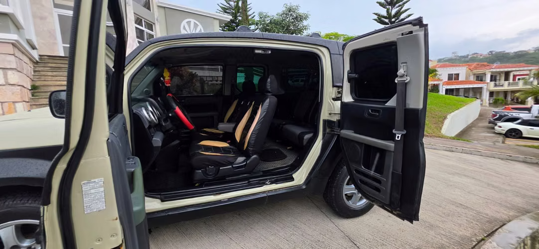 Honda Element 2005 mecanico 4x4 buenas condiciones ganga 