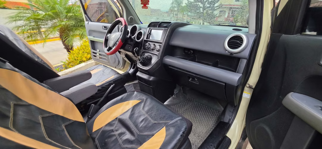 Honda Element 2005 mecanico 4x4 buenas condiciones ganga 