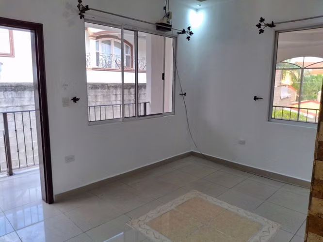 APARTAMENTO EN EXCLUSIVA RESIDENCIAL - Imagen 2