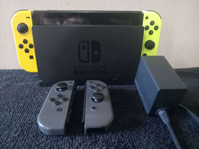 Nintendo Switch V1 con Magia 128GB