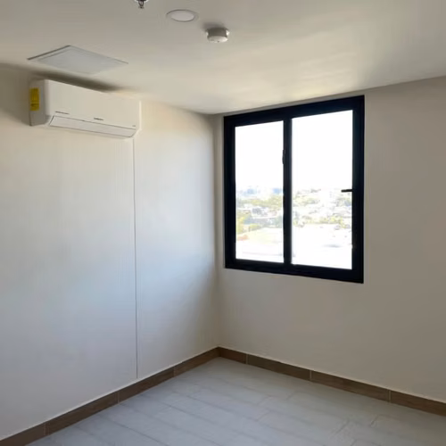 Comodo y moderno apartamento en alquiler. - Imagen 9