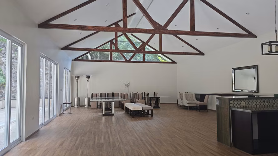 Se Renta o se Vende Hermosa Residencia El Hatillo - Imagen 9