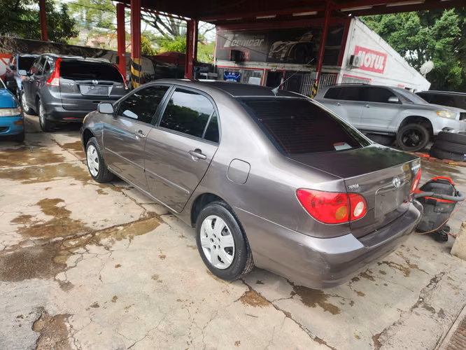 Toyota Corola 2004