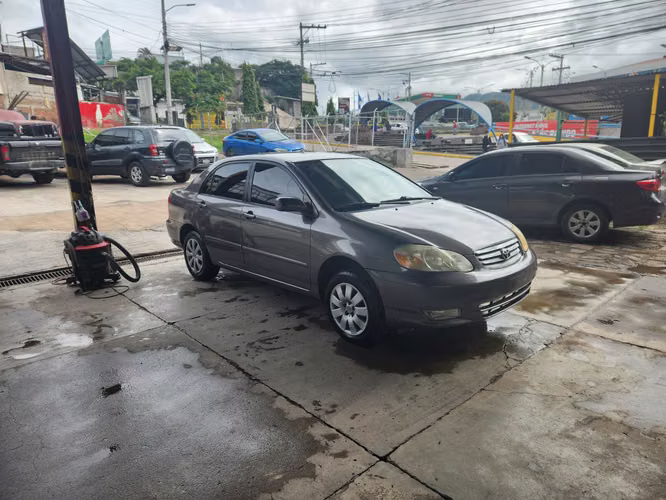 Toyota Corola 2004