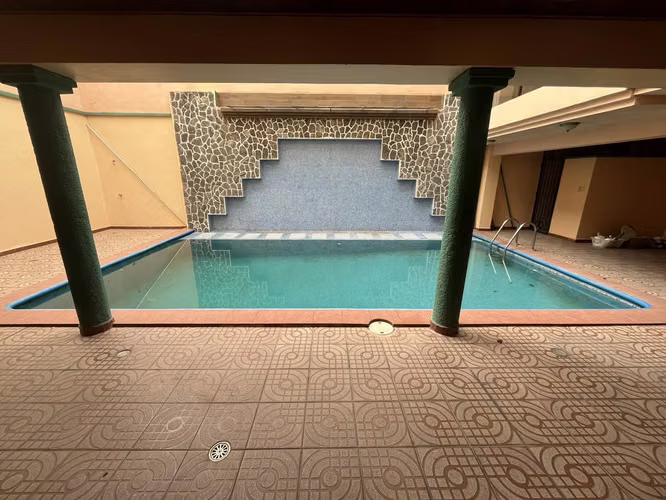 Se Renta Hermosa Casa Col. Lomas del Guijarro - Imagen 7