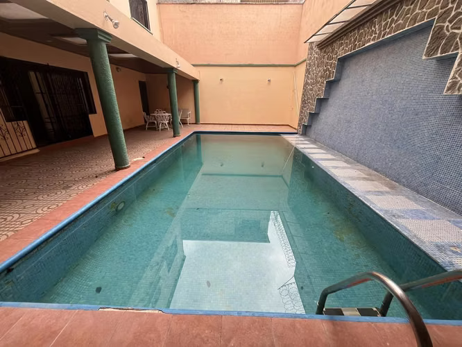 Se Renta Hermosa Casa Col. Lomas del Guijarro - Imagen 8