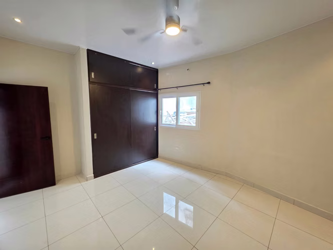 Alquiler de apartamento en Residencial Las Uvas  - Imagen 3