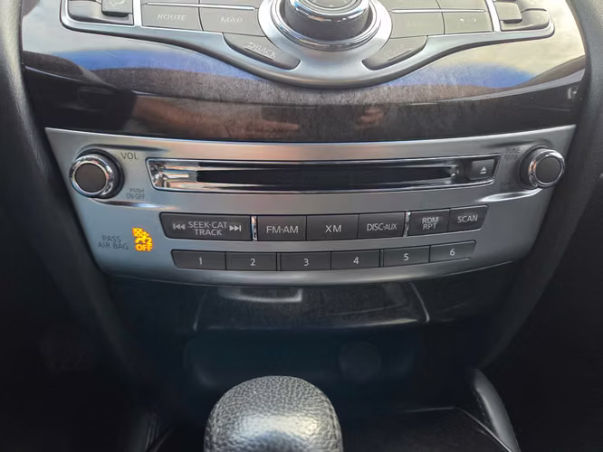Infiniti JX35