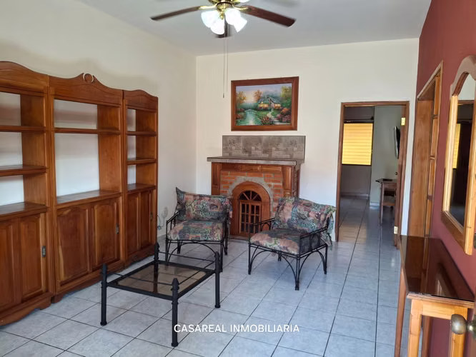 APARTAMENTO AMUEBLADO EN JARDINES DEL VALLE