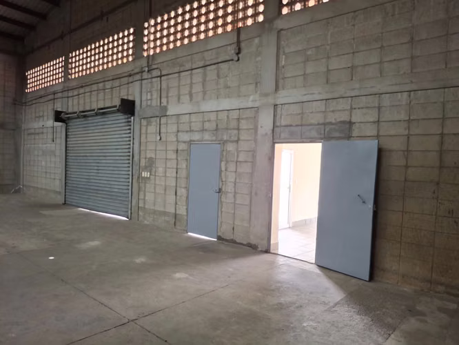 SE ALQUILA BODEGA EN EXCLUSIVO PARQUE LOGISTICO - Imagen 7