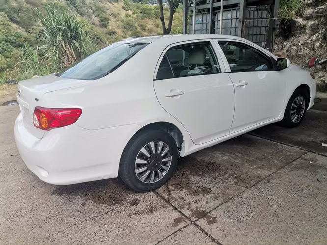 COROLLA 2009 LE FULL EXTRAS! RECIÉN INGRESO NÍTIDO  - Imagen 2