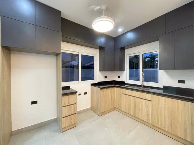 Se Alquila Townhouse En Residencial Mackay - Imagen 10