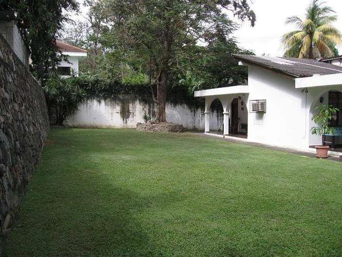 VENTA DE ESPACIOSA CASA EN COLONIA JUAN LINDO S.P.S.