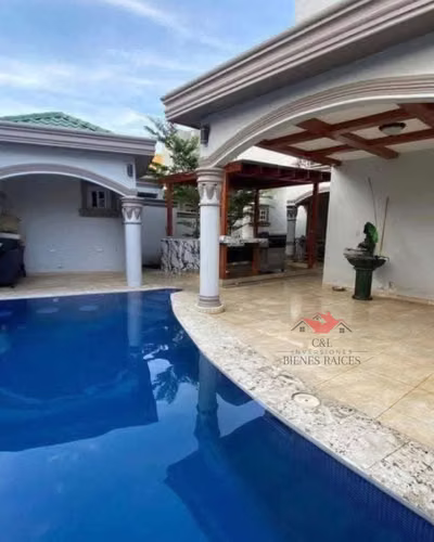  ¡SE VENDE EXCLUSIVA CASA EN RESIDENCIAL FORESTA!  - Imagen 2