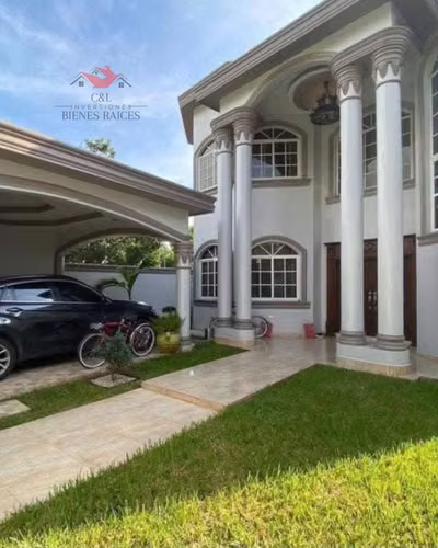 ¡SE VENDE EXCLUSIVA CASA EN RESIDENCIAL FORESTA!  - Imagen 2