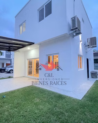 Se Alquila Townhouse En Residencial Mackay