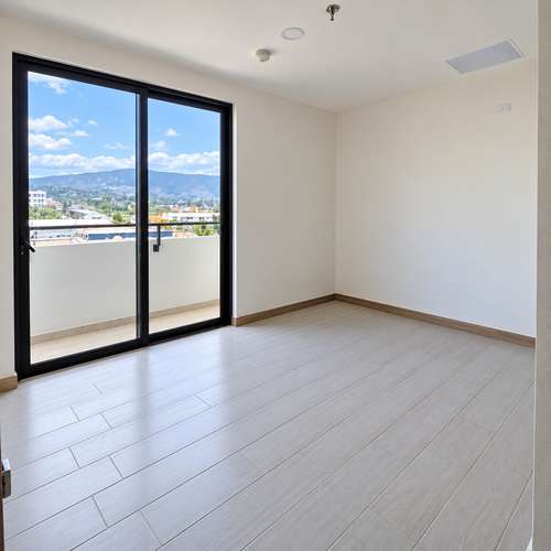 Apartamento comodo y muy seguro en Lirios de Miraflores