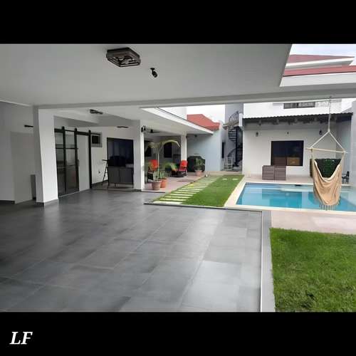 Venta de Hermosa Casa con Piscina, en la Residencial Las Uvas, en Tegucigalpa.  - Imagen 5