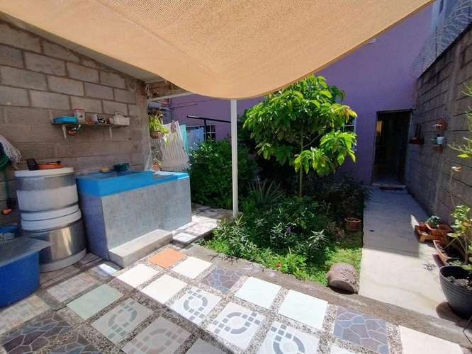 Venta Amplia Casa mas 2 Apartamentos en Miraflores Sur  - Imagen 16