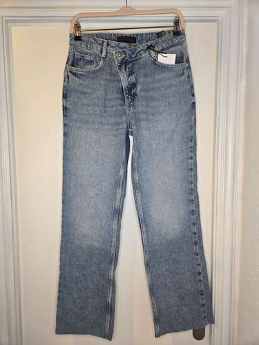 Jeans con botones cruzado 38 hasta el tobillo 