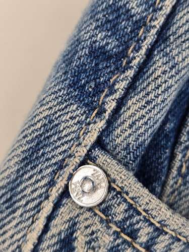 Jeans con botones cruzado 38 hasta el tobillo 