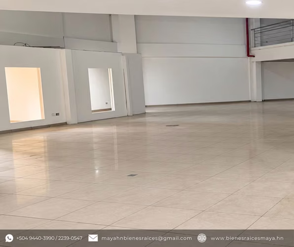  ¡SE ALQUILAN LOCALES EN PLAZA SAVANNAH, BLVD. MORAZÁN! - Imagen 4