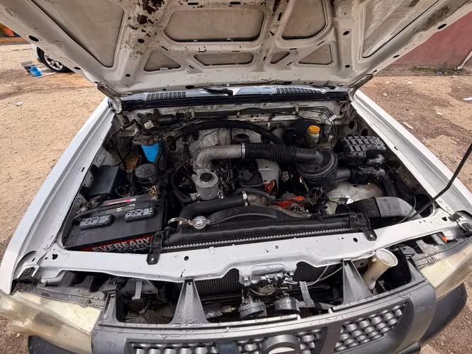 Carro para trabajo motor diésel inyección naturas 