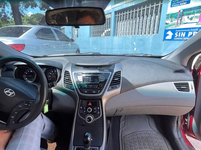 Hyundai Elantra 2016 SE - Imagen 4