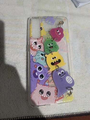 Samsung s21 fe 5G con detalle en la pantalla 