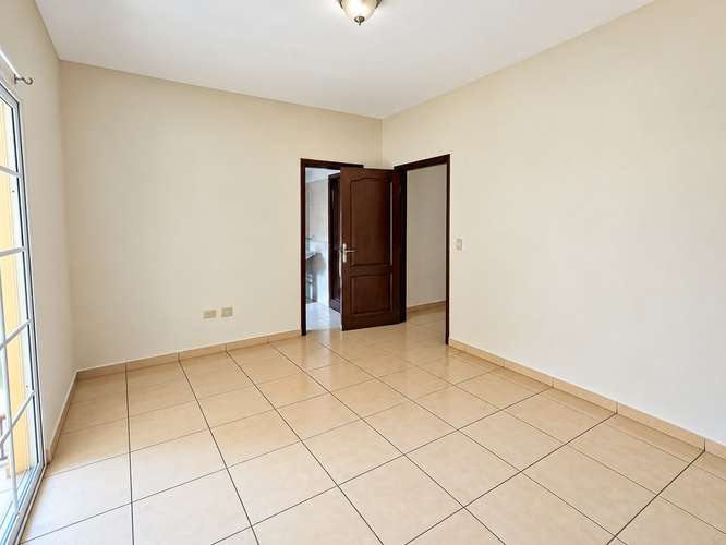 Se Vende Bonita Casa Res. Sta. Cruz - Imagen 8