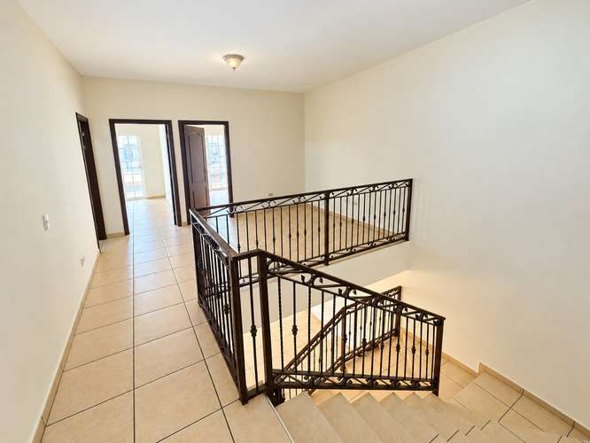Se Vende Bonita Casa Res. Sta. Cruz - Imagen 6