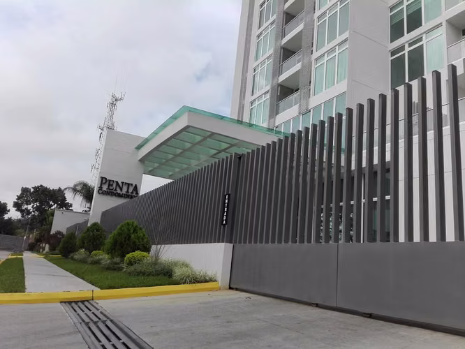  APARTAMENTO AMUEBLADO EN RENTA, ubicado en PENTA CONDOMINIOS, San Pedro Sula
