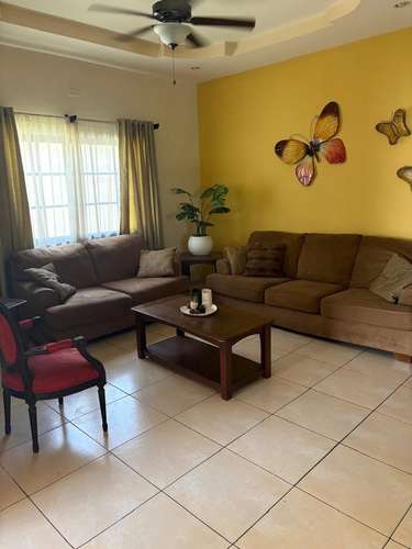 Se Alquila Townhouse Amueblado en Juan Lindo - Imagen 5