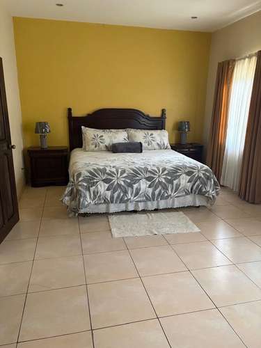 Se Alquila Townhouse Amueblado en Juan Lindo - Imagen 7