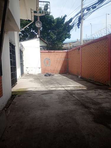 PROPIEDAD comercial en venta. - Imagen 4