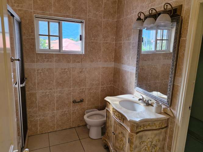  ¡RESIDENCIA EN VENTA – JARDINES DEL VALLE, SAN PEDRO SULA!  - Imagen 12