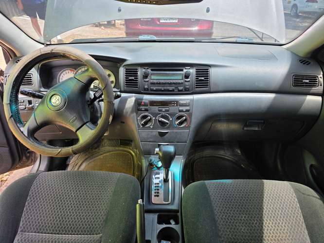 Toyota Corolla S 2005