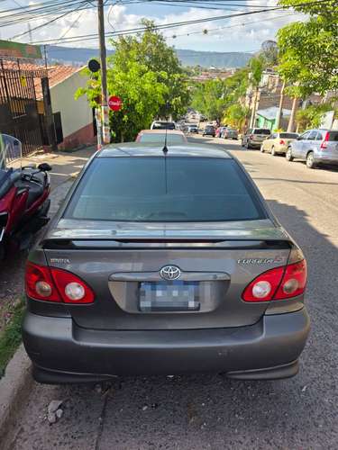 Toyota Corolla S 2005