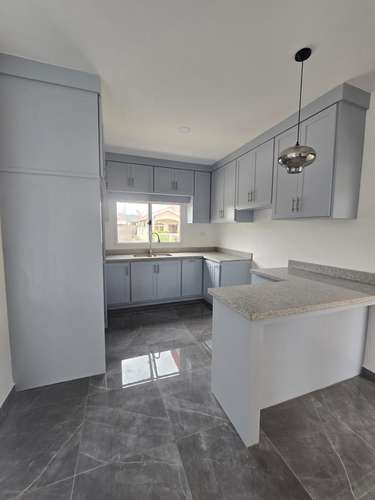 SE VENDE CASA EN RESIDENCIAL GIRONA