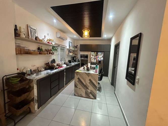 Oportunidad de inversión |Vivienda amplia zona Nor-Oeste,Residencial El Bosque. San Pedro Sula . Escribir al 