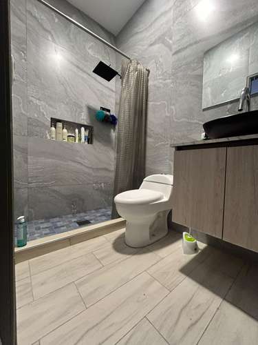 Oportunidad de inversión |Vivienda amplia zona Nor-Oeste,Residencial El Bosque. San Pedro Sula . Escribir al 