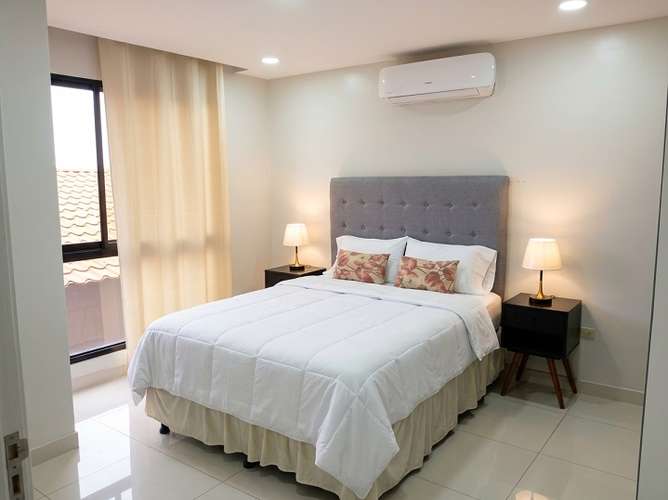 EN ALQUILER: Exclusivo Apartamento Amueblado en Barrio Rio Piedras 