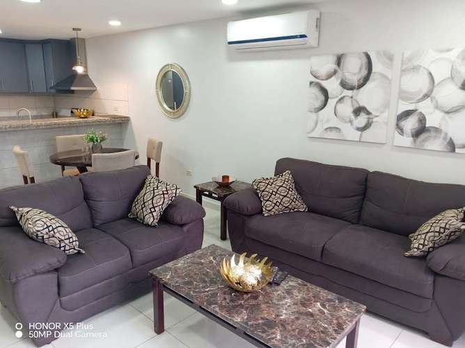EN ALQUILER: Exclusivo Apartamento Amueblado en Barrio Rio Piedras 