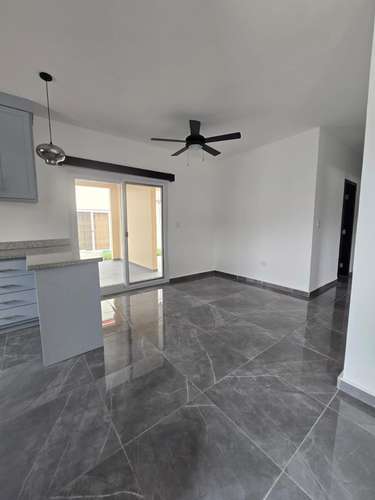 SE VENDE CASA EN RESIDENCIAL GIRONA