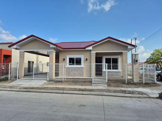 SE VENDE CASA EN RESIDENCIAL GIRONA