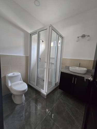 SE VENDE CASA EN RESIDENCIAL GIRONA