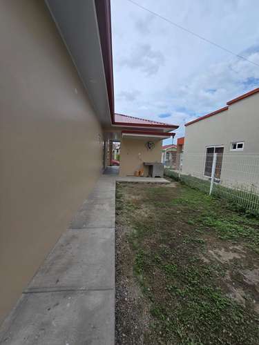 SE VENDE CASA EN RESIDENCIAL GIRONA