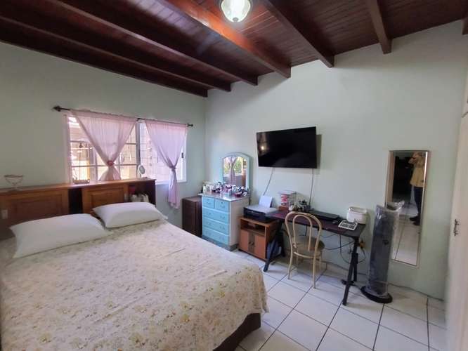 Propiedad ideal para inversion en colonia Miraflores Sur